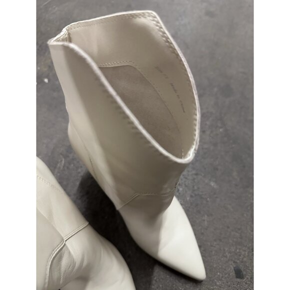 Dolce Vita Nestly Bootie in Ivory Pointed Ankle Boots - Picture 6 of 8